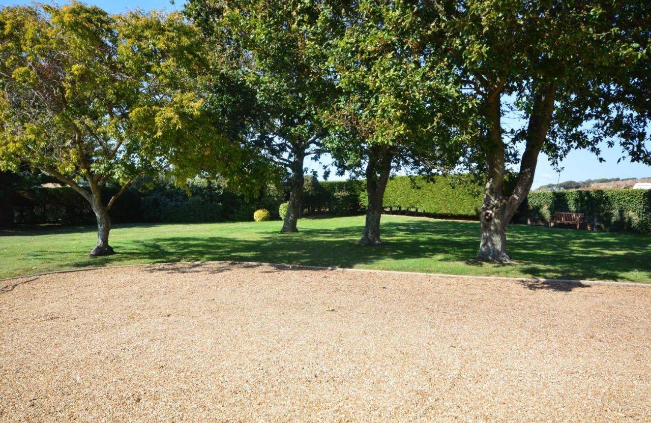 Rookley Farm Lodge Exteriör bild